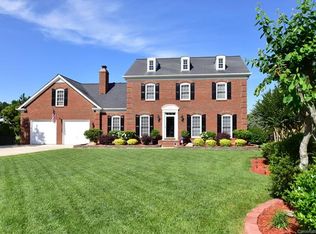 5024 Biltmore Forest Dr, Matthews, NC 28105