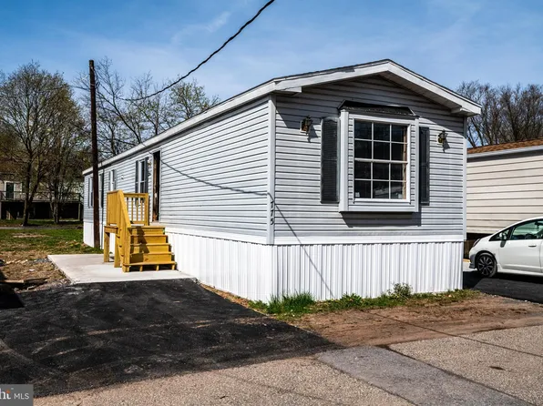 775 Canvasback Dr, Newport, PA 17074