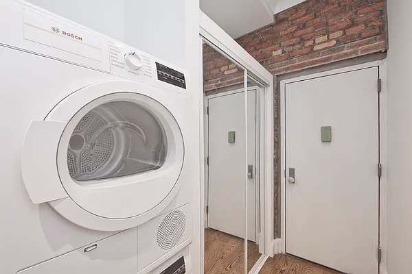 Rented by R New York | media 11