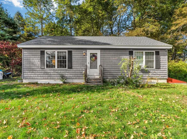 13 Spring Street, Bowdoinham, ME 04008