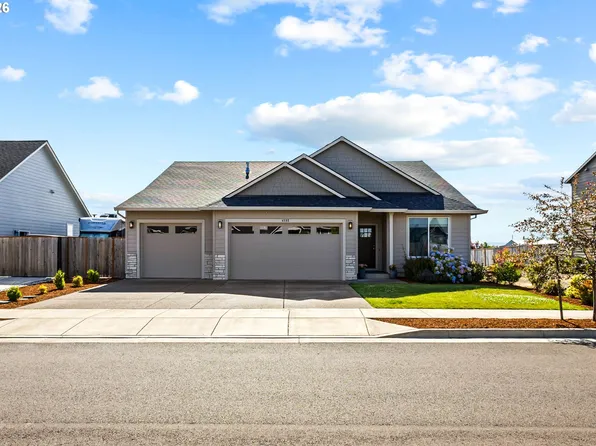 4722 Royal Dr, Albany, OR 97321