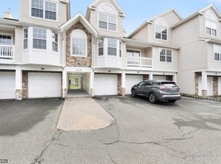 32 Pasture Ct, Ledgewood, NJ