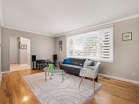3rd image of 1233 Checkers Rd