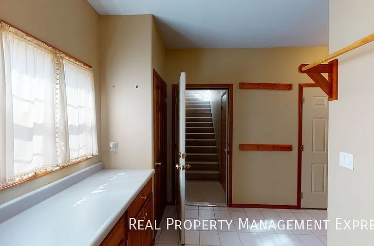305 E Pine Lake Dr — Photo 27