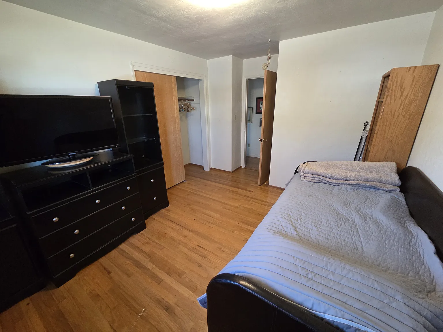 3 bed, 1595 sqft, $800 — Photo 3