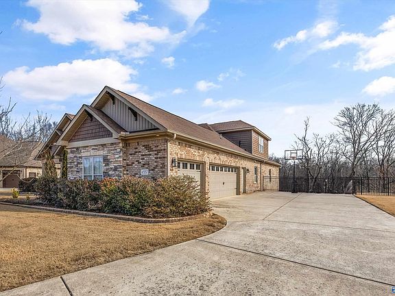 2nd image of 4557 River Park Blvd