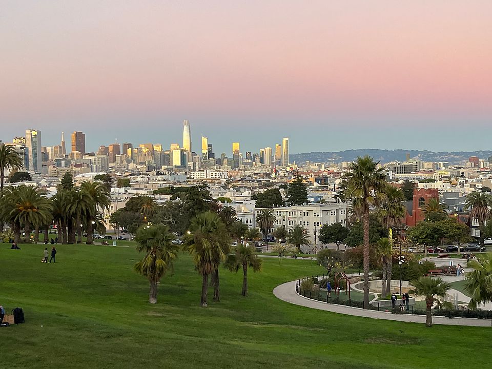 Short walk to Dolores Park