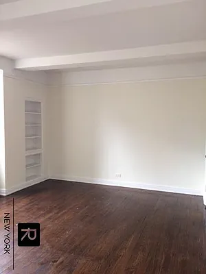 Rented by R New York | media 16