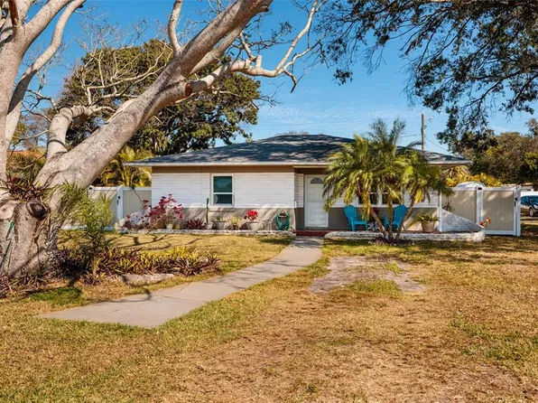 7201 Grevilla Ave S, Saint Petersburg, FL 33707