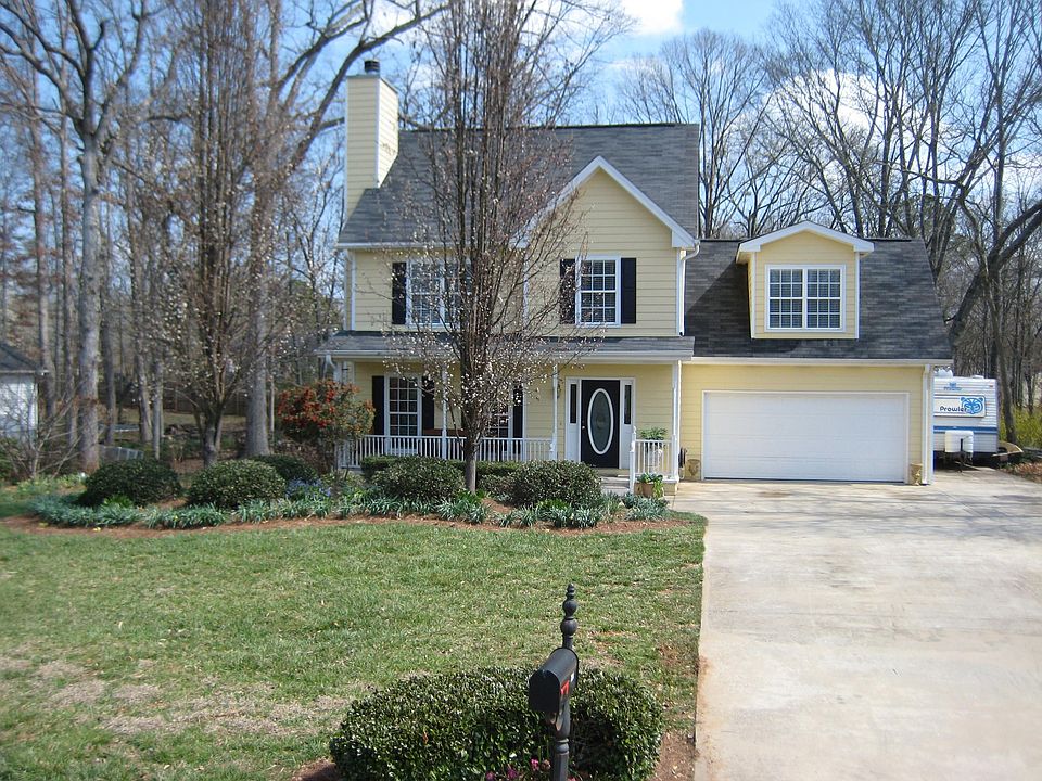 Awesome Curb Appeal!