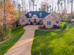 105 W Lancashire, Williamsburg, VA