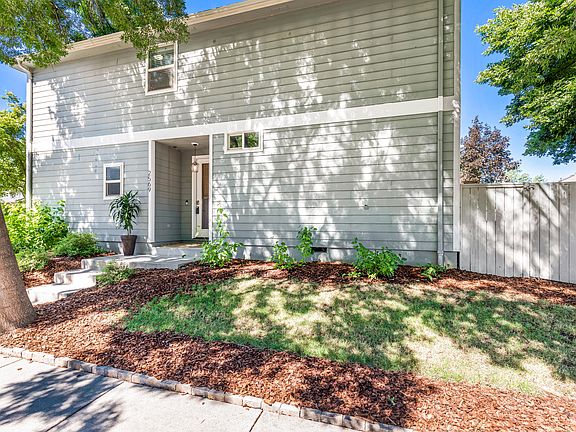 3rd image of 2569 Parkwood Village Ln