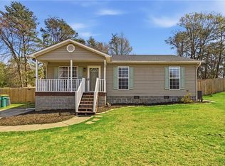 109 S Lonesome Rd, Madison, NC 27025