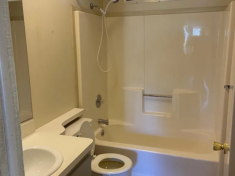 324 Westwood Dr — Photo 9