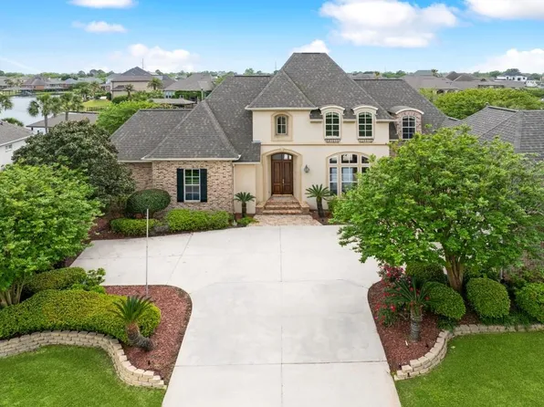 172 Islander Dr, Slidell, LA 70458