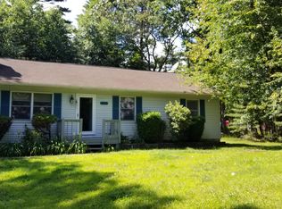 157 Tulip St, Dingmans Ferry, PA