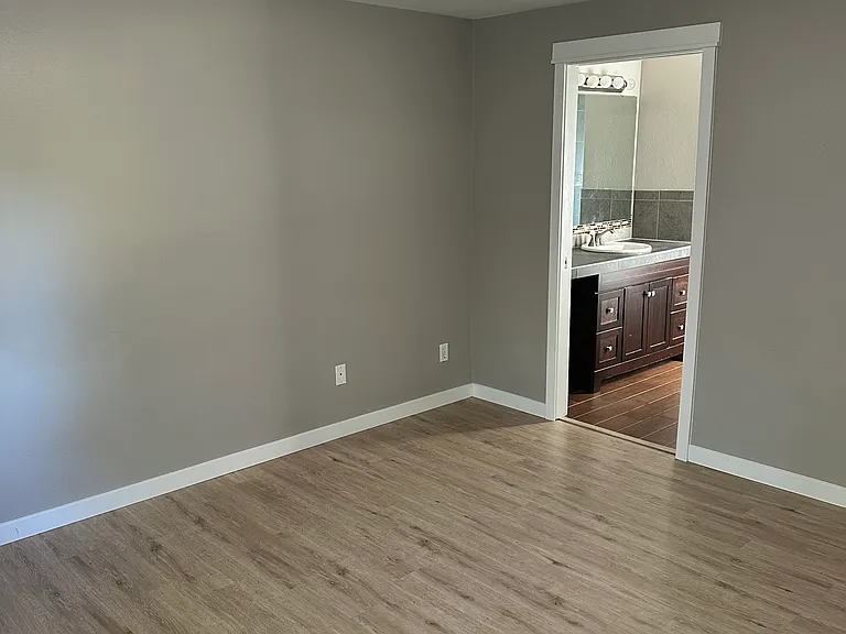 2408 98th St SE — Photo 12