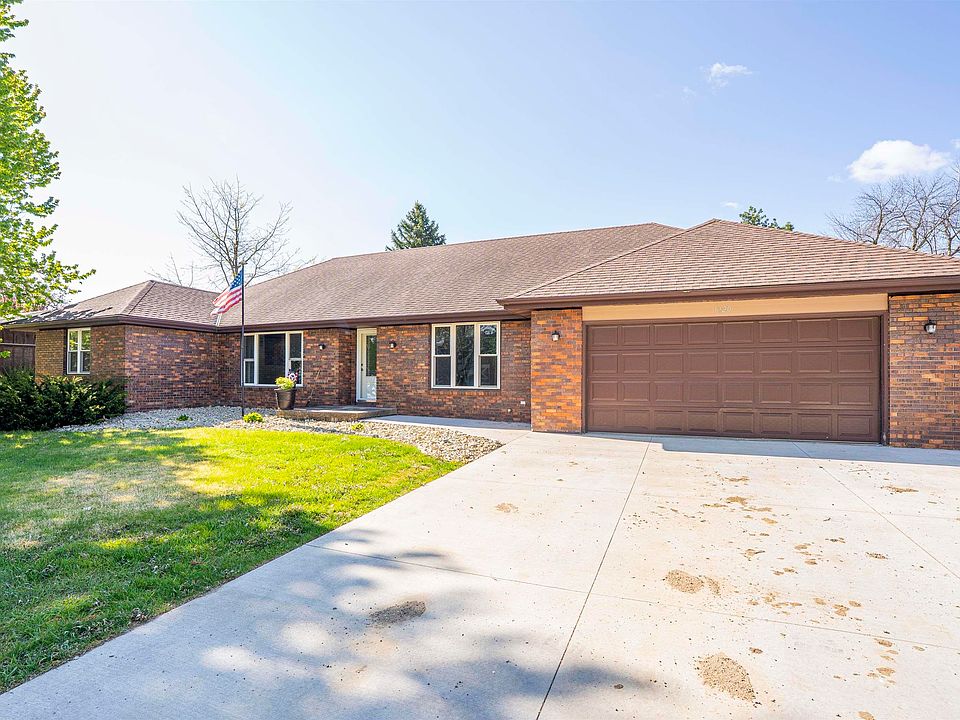 1st image of 1320 Kahler Ct