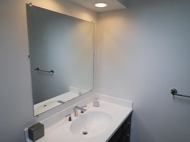 2548 N Southport Ave #2546-2R — Photo 6