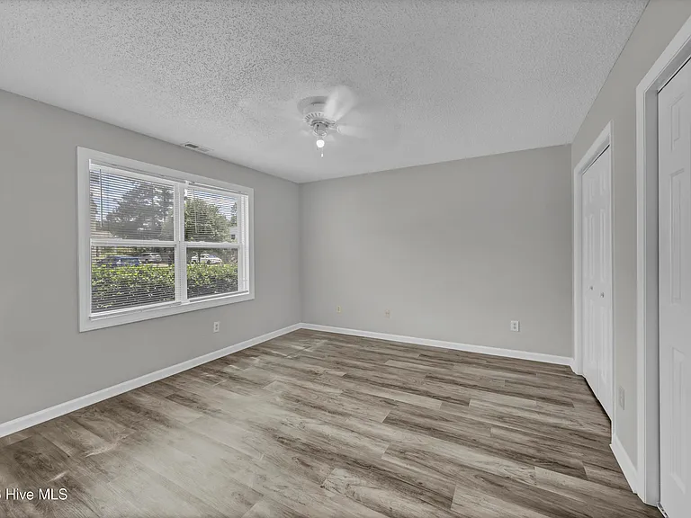 136 Lullwater Dr #A — Photo 15