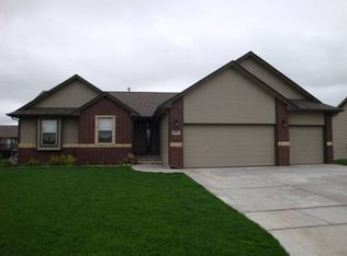 8002 W Havenhurst St, Wichita, KS 67205