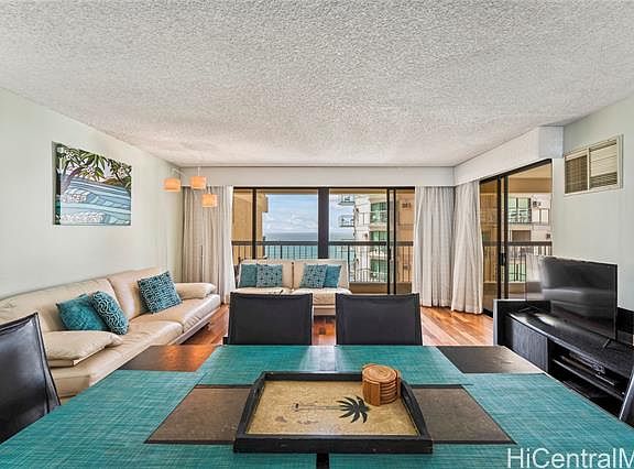 2nd image of 2470 Kalakaua Ave #Penthouse 3801