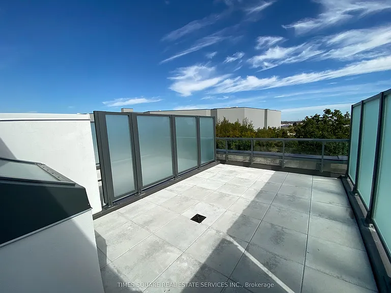 1050 Portage Pkwy #Townhouse 32 — Photo 30