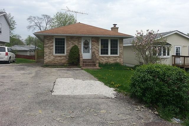 1st image of 1519 N Hickory Ave