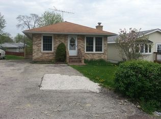 1519 N Hickory Ave, Round Lake Beach, IL 60073