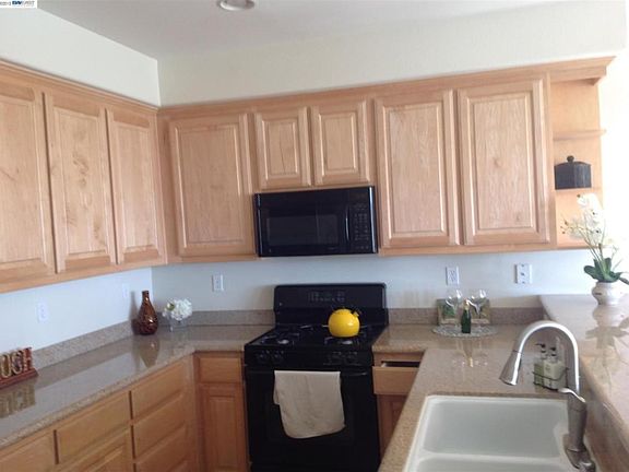 4th image of 3715 Dublin Blvd