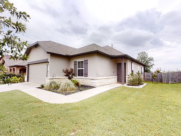 2nd image of 9026 MOCCASIN LK