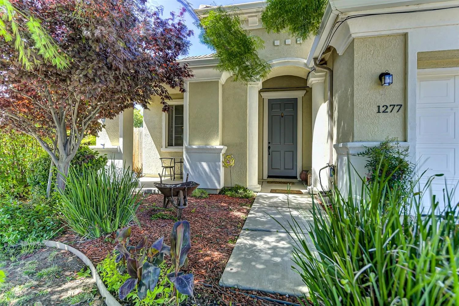 1277 Leighton Grove Dr photo 1