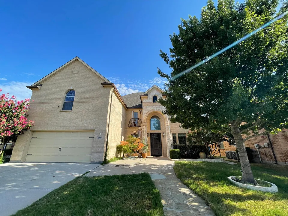 1809 Syracuse Ct