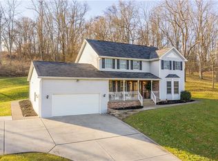 120 Dogwood Rd, Scenery Hill, PA 15360