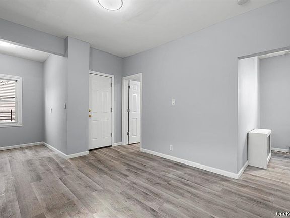 5th image of 155 Voss Avenue