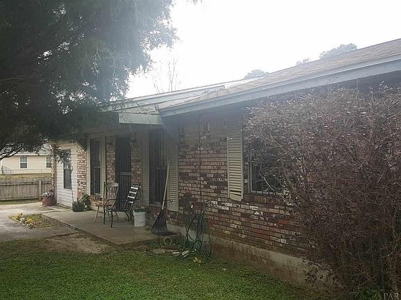 4th image of 1917 Gary Cir