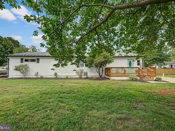 30002 Barger Dr, Mechanicsville, MD 20659