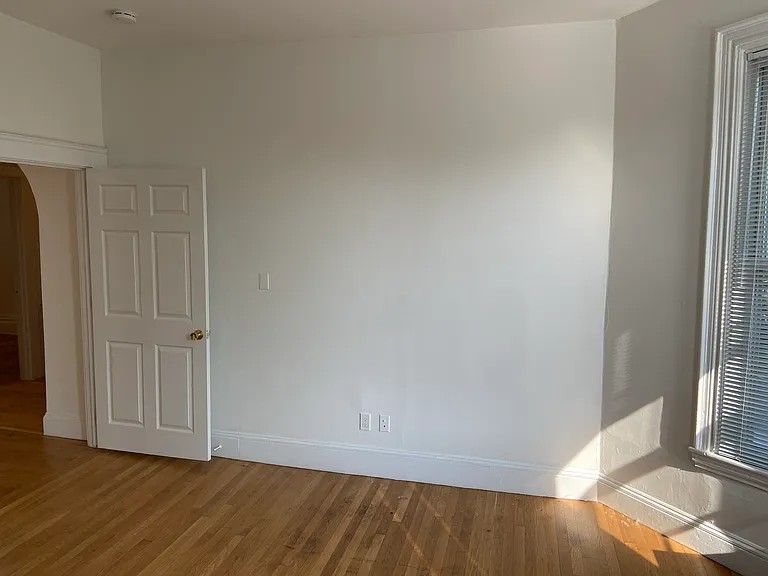 38 Newton St #2 — Photo 13