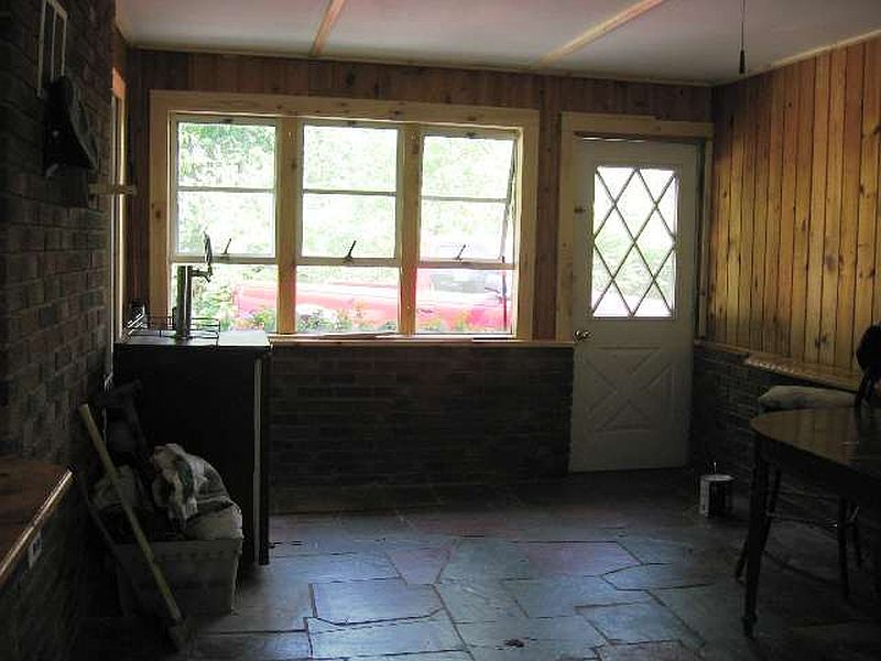 2nd image of 6675 CHESTER Avenue