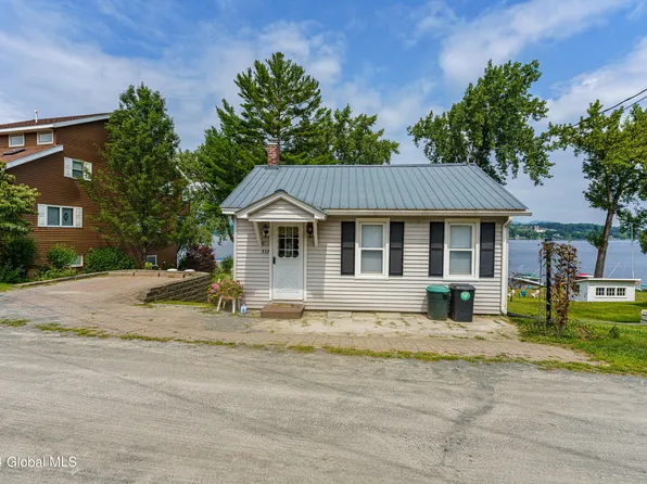 537 Vandenburgh Point Road, Gloversville, NY 12078