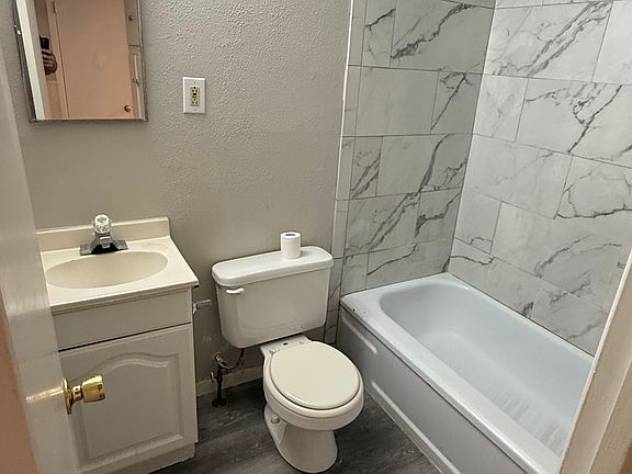 5th image of 2707 5th Ave APT 1