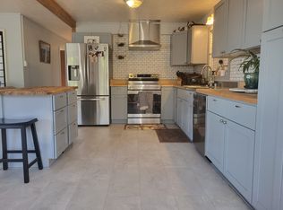 1061 Pookela Rd, Makawao, HI 96768