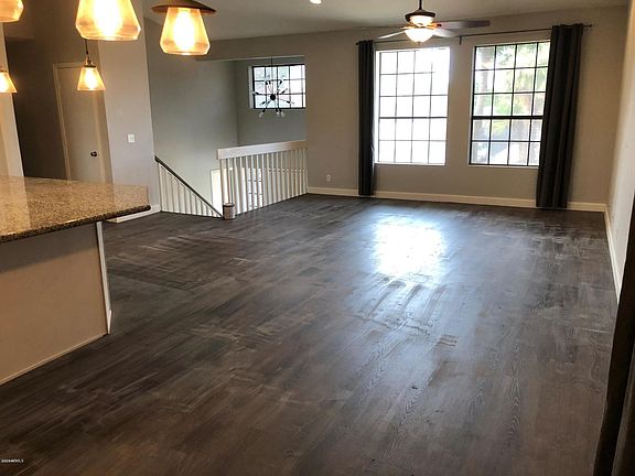 4th image of 4025 E Holmes Ave