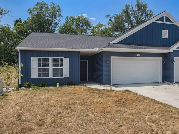 10240 Pennridge Dr, Portage, MI 49024