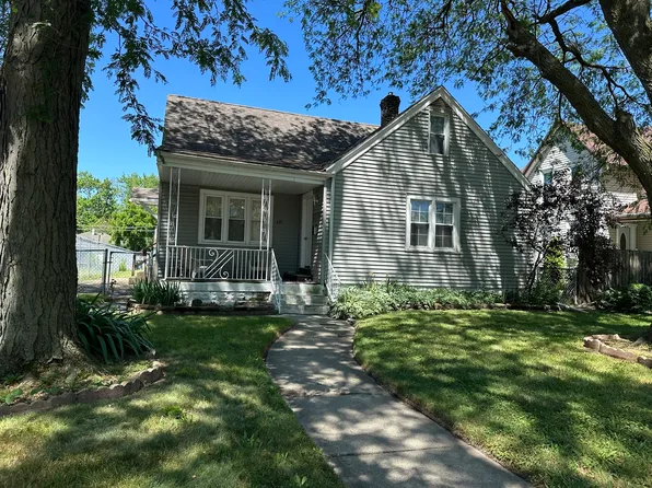 433 N Entrance Ave, Kankakee, IL 60901