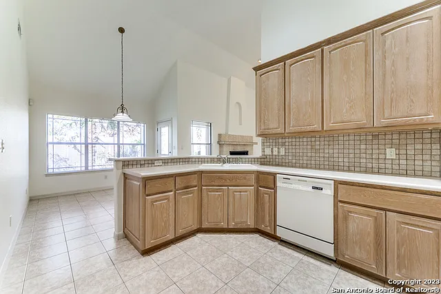 206 English Oaks Cir — Photo 9