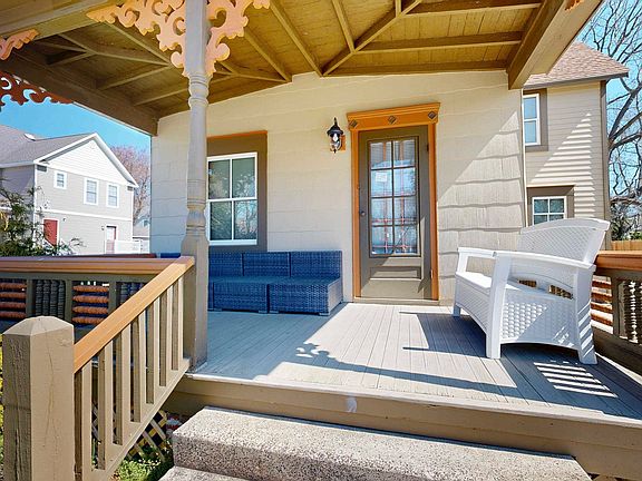 3rd image of 111 Leaming Avenue West Cpe