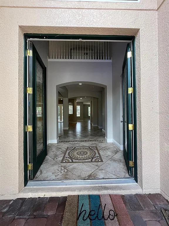 5 bed, 4.5 bath, 3651 sqft, $2,950 — Photo 4