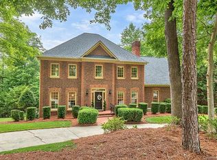 3610 Plantation Rd, Charlotte, NC 28270