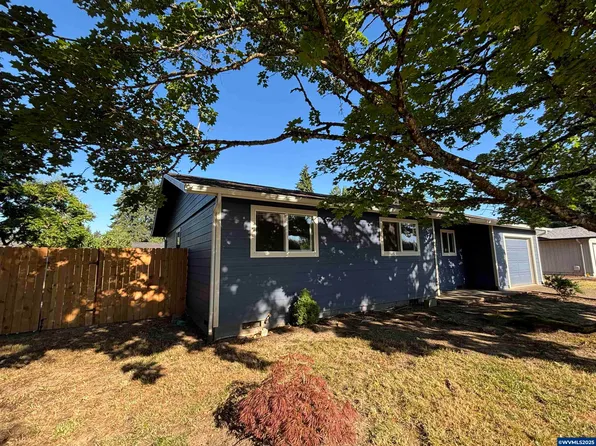 710 Gentle Ct E, Monmouth, OR 97361